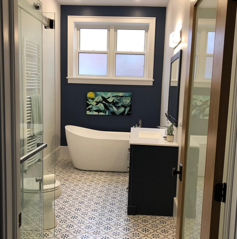 Leaks Plumbing — full bathroom renovation with soaker tub